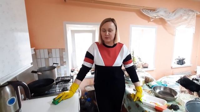 ЖАННА,ЖЕНЬКА И Я ПОМОГАЕМ ДЕДУ МАТВЕЮ!!! смотреть онлайн