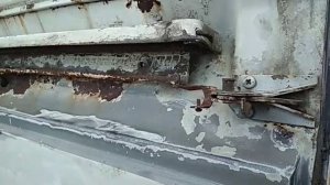 Рельса сдвижной двери VW T3 устала