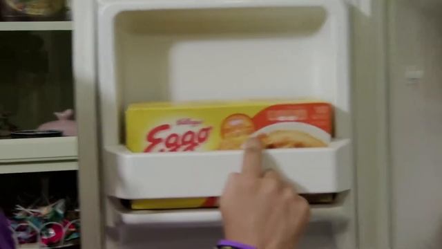 ОЛИВЕР ТРИ НА САХАРНОЙ ДИЕТЕ (ОБЗОР ХОЛОДИЛЬНИКА) смотреть онлайн