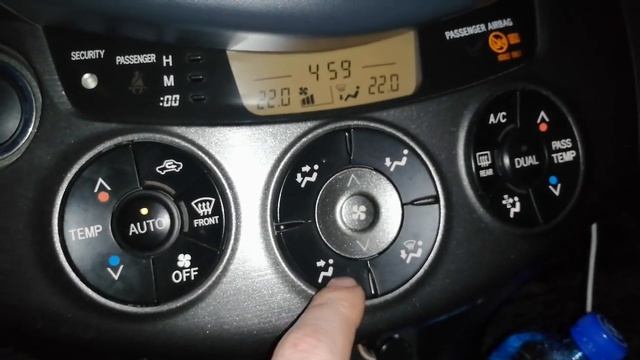 Рав4 ха30. Органы управления печкой, климатом, и т.д. смотреть онлайн