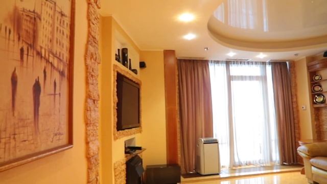 Сдам 2к в Мост Сити.Центр.Аренда квартиры посуточно.Балкон Вид Днепр смотреть онлайн