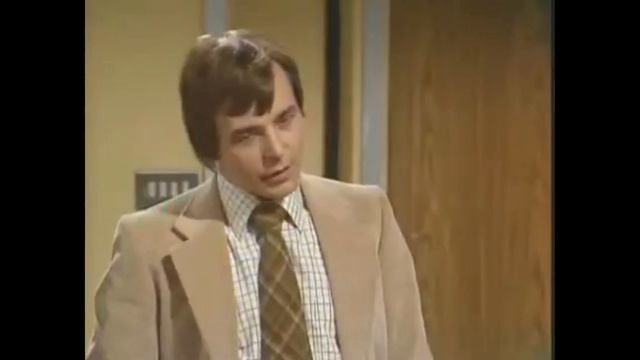 Czech or Cheque/ Doctor killed my uncle. смотреть онлайн