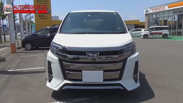 TOYOTA NOAH 2.0L 4WD 2017 г.в.(Интерьер и экстерьер) Обзор Японского автомобиля.