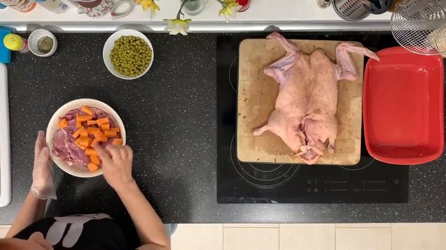 Утка Грильяж для праздничного стола, как удалить кости из утки. Получился рулет!!!)) смотреть онлайн