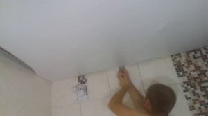 ?Установка натяжного потолка в ванной комнате со СВЕТИЛЬНИКАМИ . Подробная инструкция.