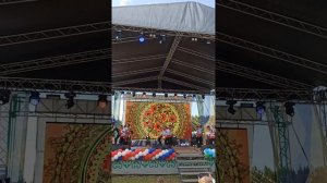 ПАЦАНЫ КЛАССНО СТАНЦЕВАЛИ НА САБАНТУЕ