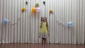Песня "Улыбайся!" в исполнении Фильченко Таисии
