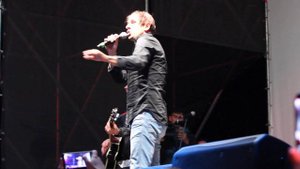 Маурицио Швейцер(Двойник Адриано Челинтано) – Stivali e Colbacco.#WINEFEST 2017 (Севастополь)