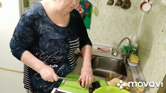 Ассорти видео.//Готовлю ВИНЕГРЕТ// Немного о блогере Sasha Shpak Official // смотреть онлайн