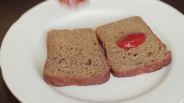 Видеорецепты: бутерброды с жареным адыгейским сыром. Вкусно и просто!