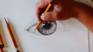 Как рисовать ГЛАЗА простым КАРАНДАШОМ.  Как нарисовать глаз - подробный урок с объяснениями.