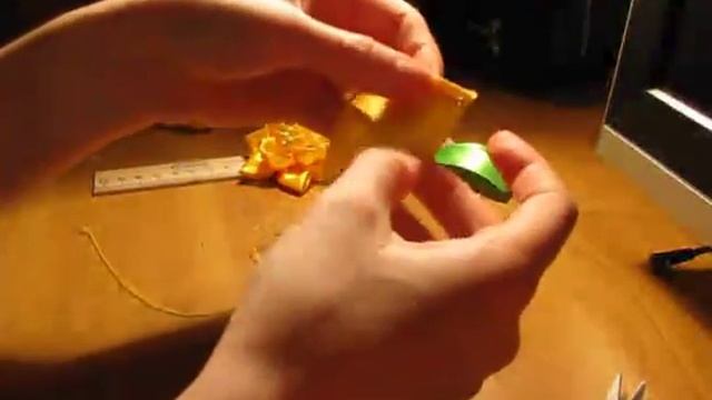 Жёлтый нарцисс из атласной ленты