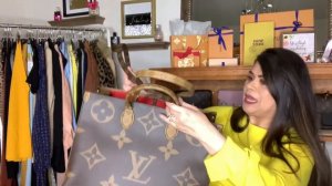 LOUIS VUITTON ONTHEGO GM — Comparison to Neverfull | DIAMOND HOOP EARRINGS | Christmas Gifts from M