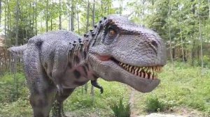 2023 г. август г. Ижевск (Динозавр в Динополисе)