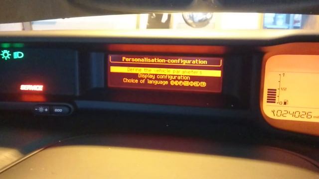 Citroen C3 Picasso Tyre Pressure Reset (under inflation initialisation) смотреть онлайн