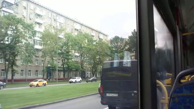 Проедемся на автобусе ДП10 от Профсоюзной до Кедрова смотреть онлайн