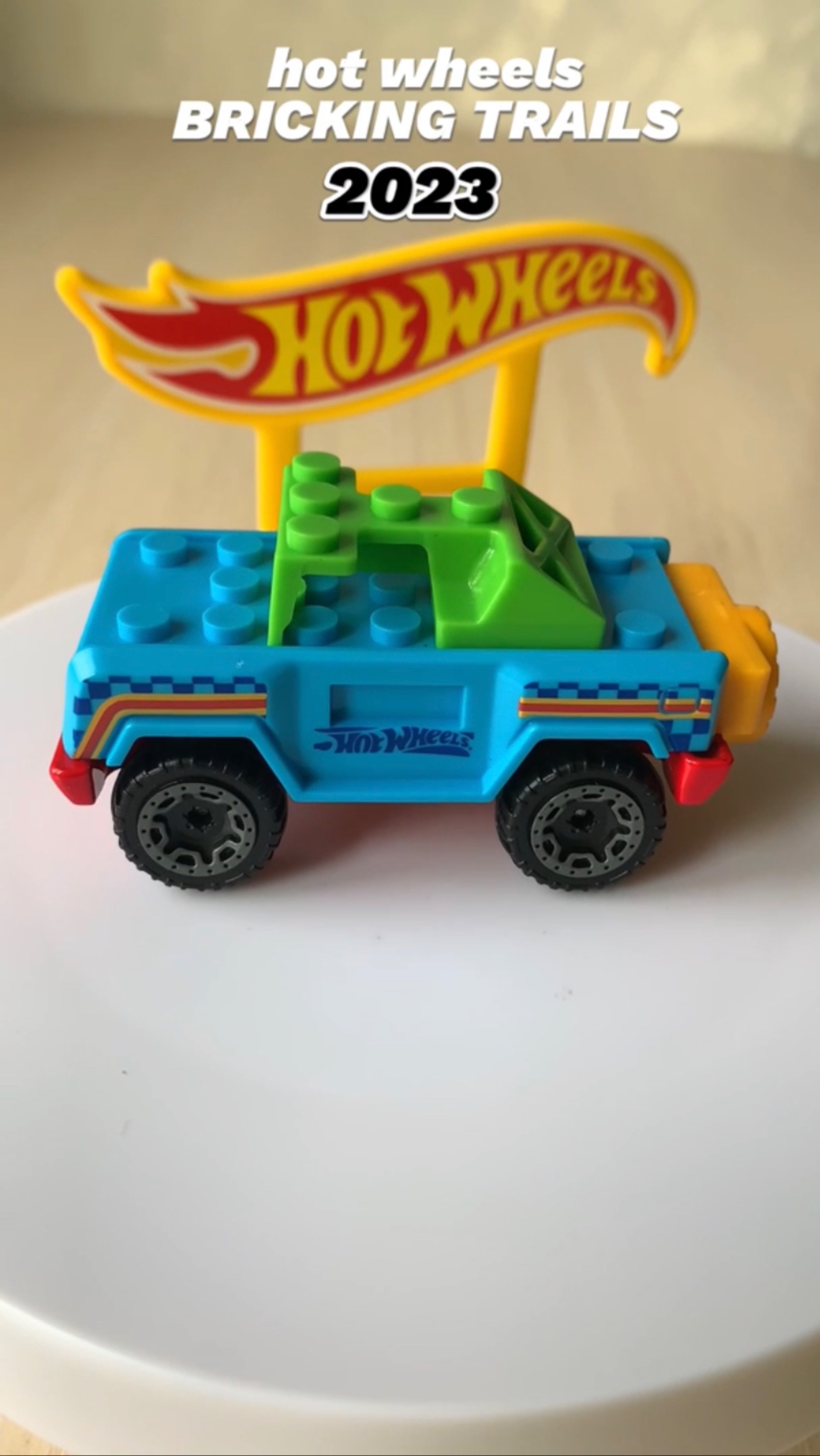 hot wheels BRICKING TRAILS 2023 хот вилс