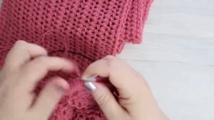 Длинный длинный шарф спицами. Узор всего 1 ряд. Мастер класс