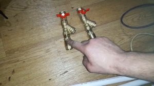 #водосчётчикивквартире Как поднять водосчетчики ХВС и ГВС.