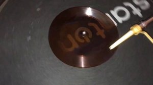 Виниловая мини пластинка из пластиковой бутылки размером с ладошку. Homemade records. Lathetrolls.