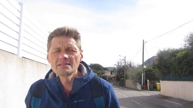 Продолжаем дело братьев Люмьер, гуляем по набережной Ля Сиота, забираемся на 400-метровый утёс. смотреть онлайн