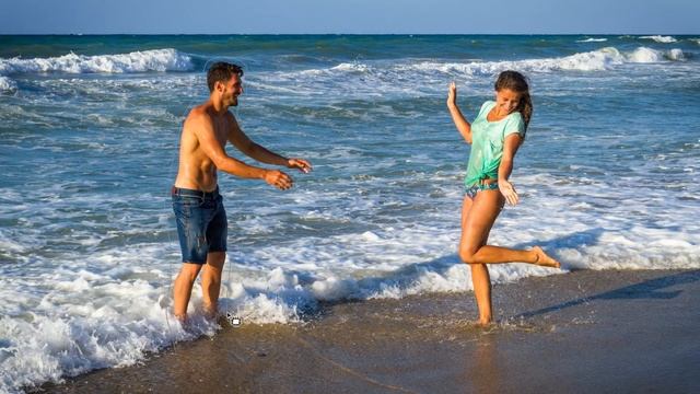 Get Over Your Ex By Removing Them From Photos with Adobe Photoshop | Adobe Creative Cloud смотреть онлайн