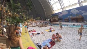 Немцы спрятали лето в ангар! Tropical Islands Resort (Тропический Остров)