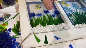 EPOXY RESIN OLD WINDOW, REPURPOSE,  GLASS ART , TUTORIAL , SEA GLASS, STAINED GLASS AND RESIN,