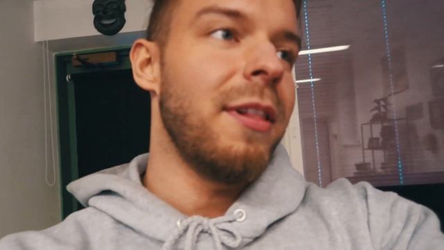 GETTING MY WINGS NECKTATTOO | VLOG 22 смотреть онлайн