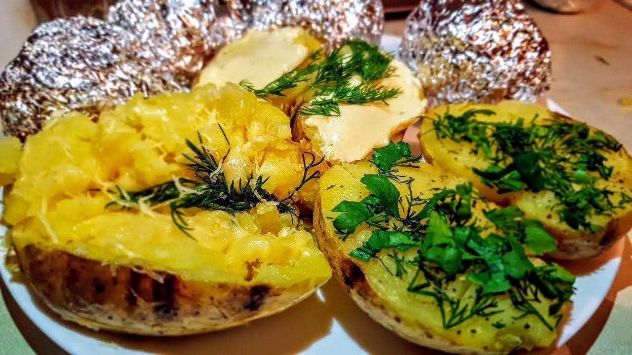 Печёный картофель в духовке. Крошка - Картошка, цыганка готовит. Gipsy cuisine. смотреть онлайн