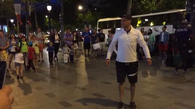 Париж на улице Дочки танцуют смотреть онлайн