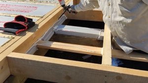 Как мы резали ТЕХНОПЛЕКС для ПОЛА в КАРКАСНОМ ДОМЕ        Лобзик VS ТЕХНОПЛЕКС