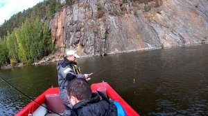 Рыбалка в регионе Тампере. Ловля судака, жереха, форели на озере Kulovesi - Финляндия