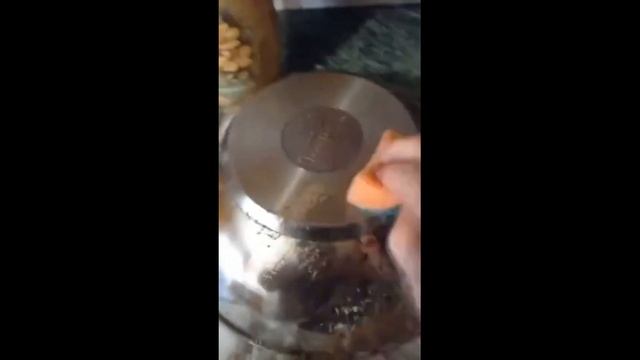 Чистим без химии!!! Тестируем антижир от "ERSAG" смотреть онлайн