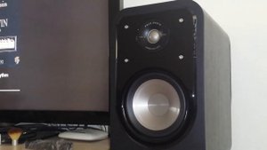 Polk Audio Signature S20 playing instrumental music