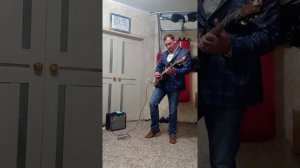 О ЧЕМ ПЛАЧЕТ ГИТАРА.../Посвящается родителям которых уже с нами нет.../