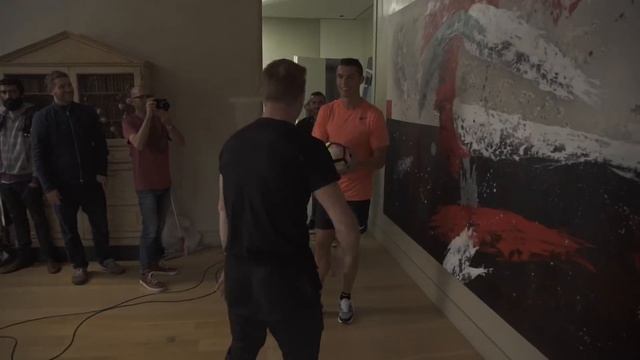 FREESTYLE SKILLS with CRISTIANO RONALDO !!! смотреть онлайн