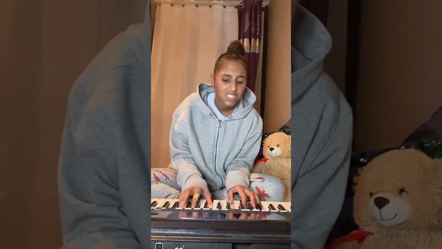 LYNDA reprend la chanson de vitaa ma sœur смотреть онлайн