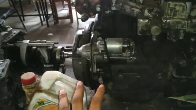 How does engine oil saves vehicle engine смотреть онлайн