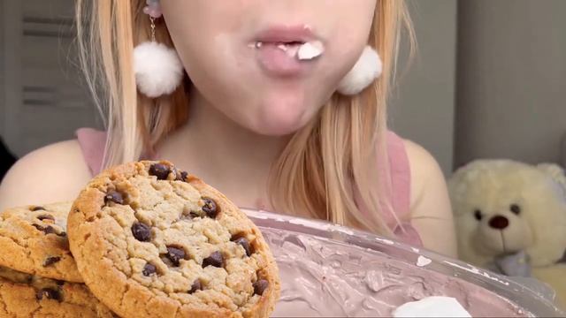 Wet crunch by Sweet chalk