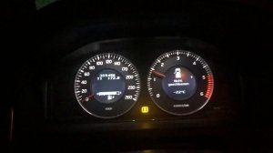 Volvo V70 D3 cold start -22 (D5204T2, 350.000 km)