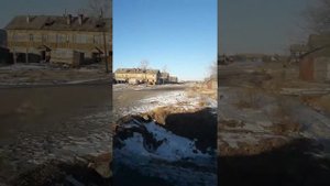 Амурская обл. ПГТ МАГДАГАЧИ. Наши двухэтажки как стояли так и стоят.