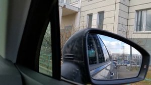 VW Tiguan 2 (NF) скрип правого зеркала