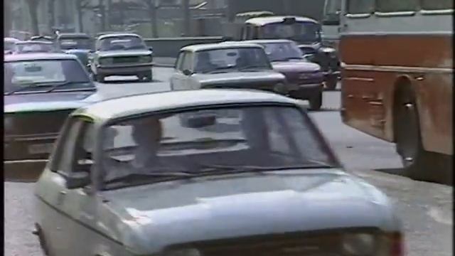 Traffic Chaos | London | Marble Arch |1980's смотреть онлайн