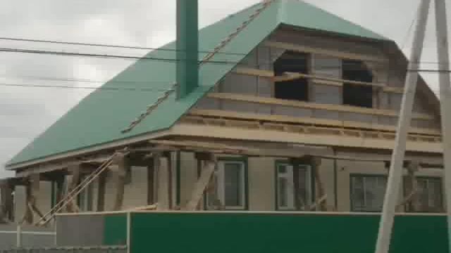 Технология. Устройство кровли. Полувальмовая крыша. Строим дом. смотреть онлайн