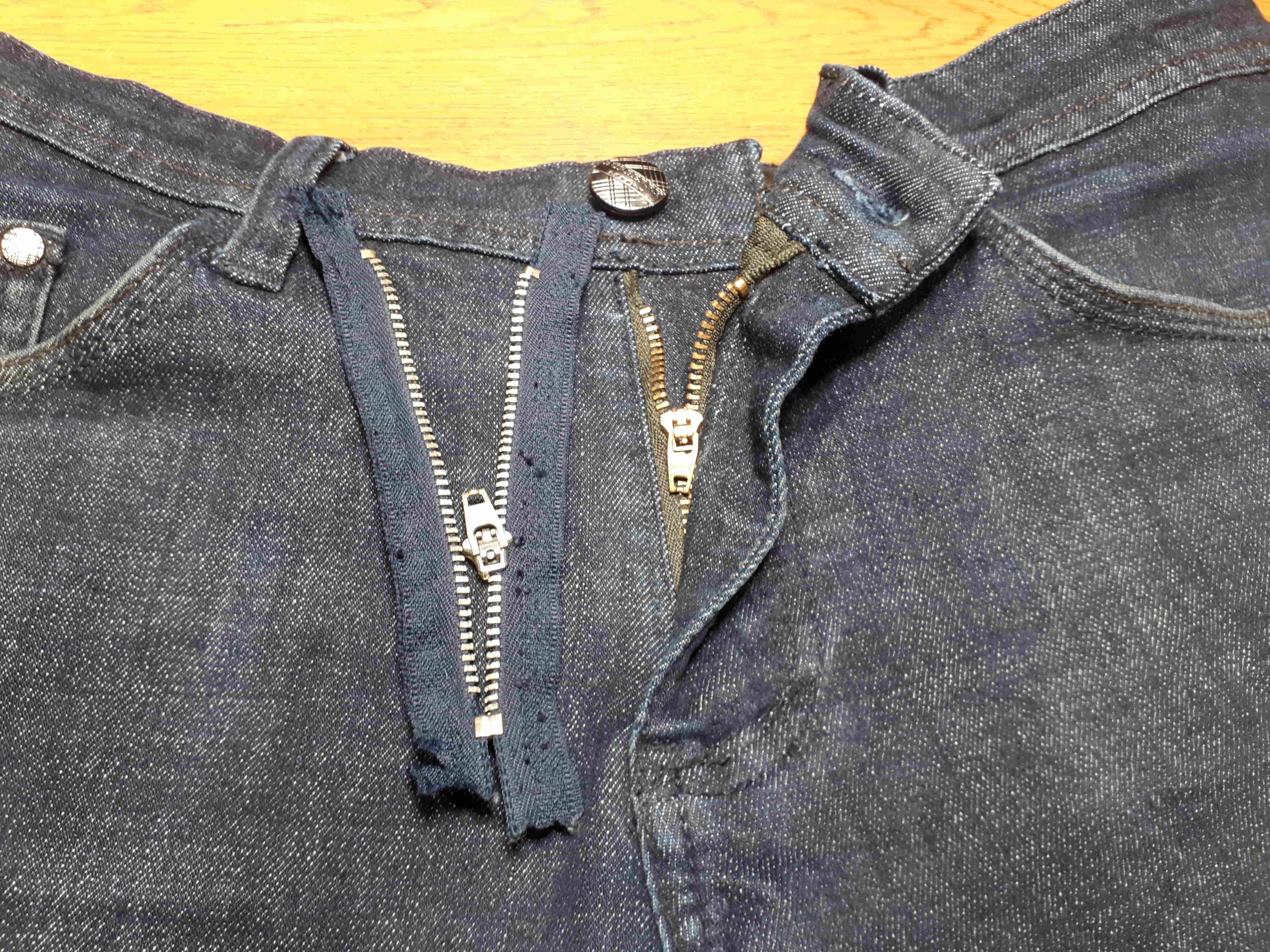 Как самостоятельно заменить молнию в джинсах