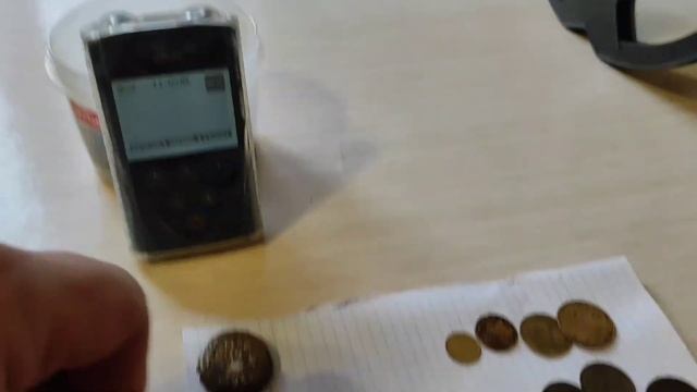 XP Deus 1 полифония или 5 тонов? годограф. тест на царских  монетах, и монетах СССР а так же пробки
