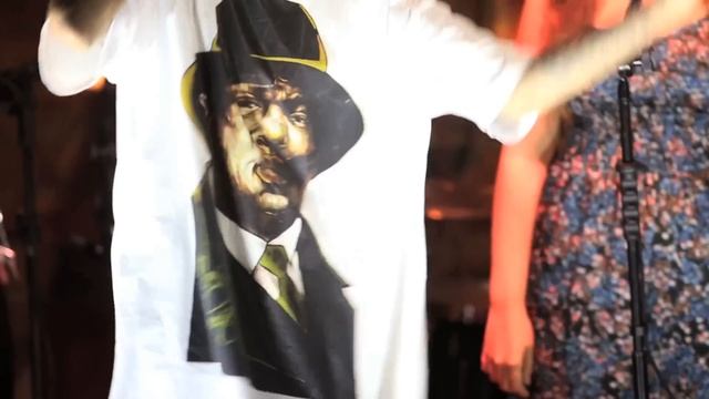 Oriente Acústico - Linda Louca e Mimada смотреть онлайн