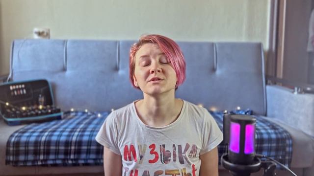 Если все плохо, испытываешь любой дефицит. Не хватает денег, внимания, любви. Страшно брать деньги смотреть онлайн