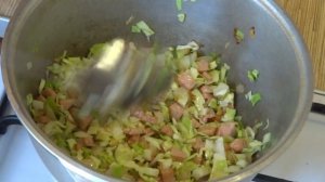 Мафины в сосисочнице. Обзор .